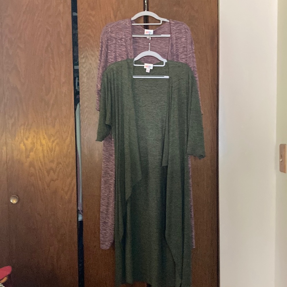 2 LulaRoe Shirleys- S- EUC $15 for both